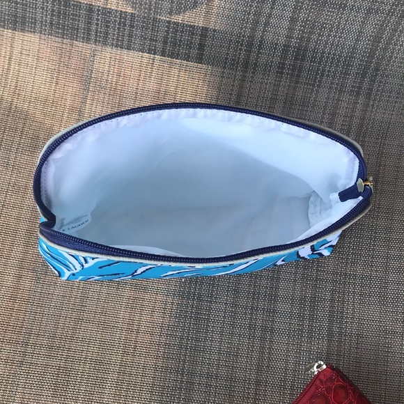 Cosmetic Bags - Picture 4 of 14